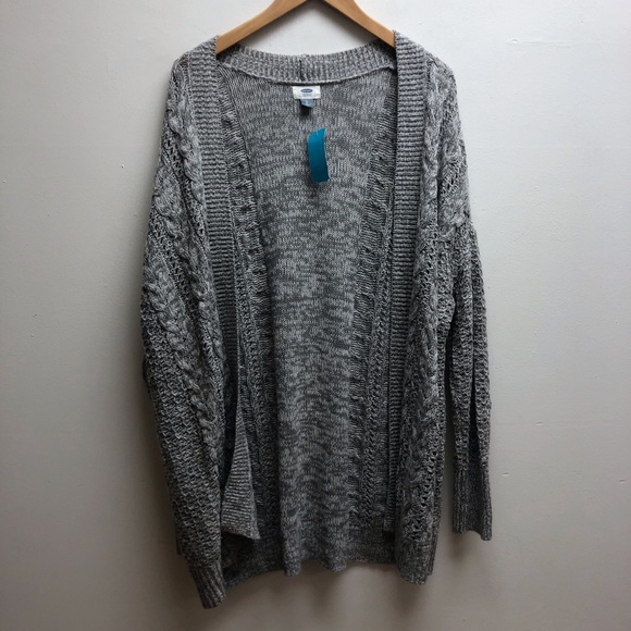 Old Navy Sweaters - Old Navy Gray Knit Cardigan Large